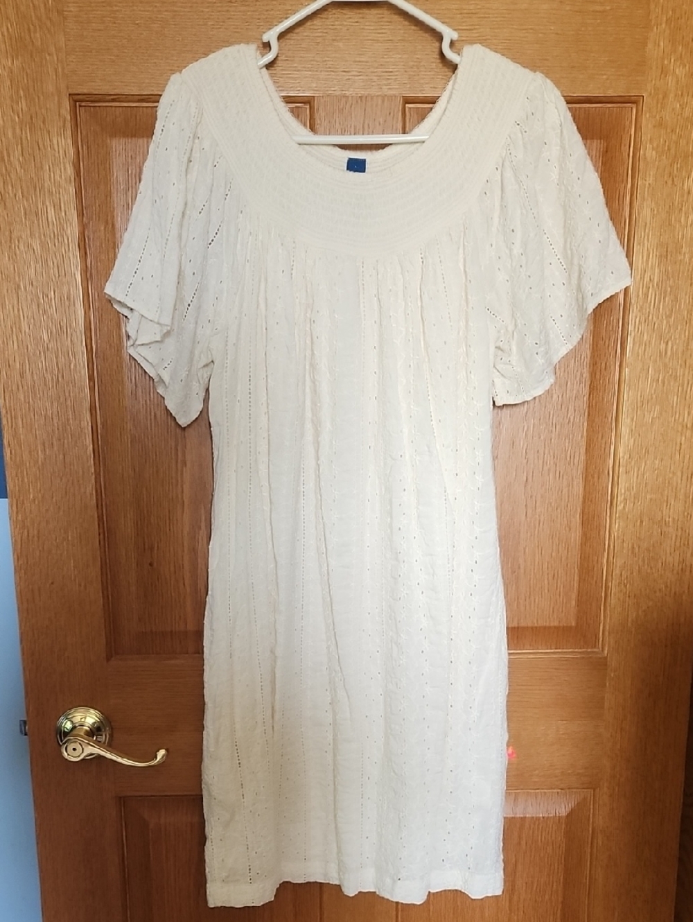 Old Navy Cream Eyelet Short Sleeve Dress, Size L